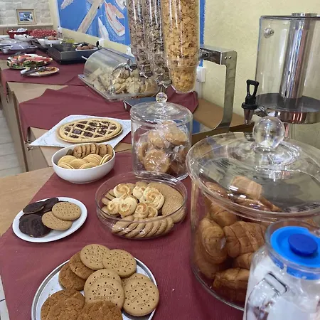 Ξενοδοχείο με διαμερίσματα Corfu Μπενίτσες